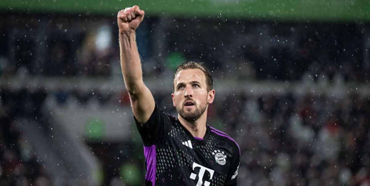 包含梅内托梅开二度，拜仁近期不败的词条