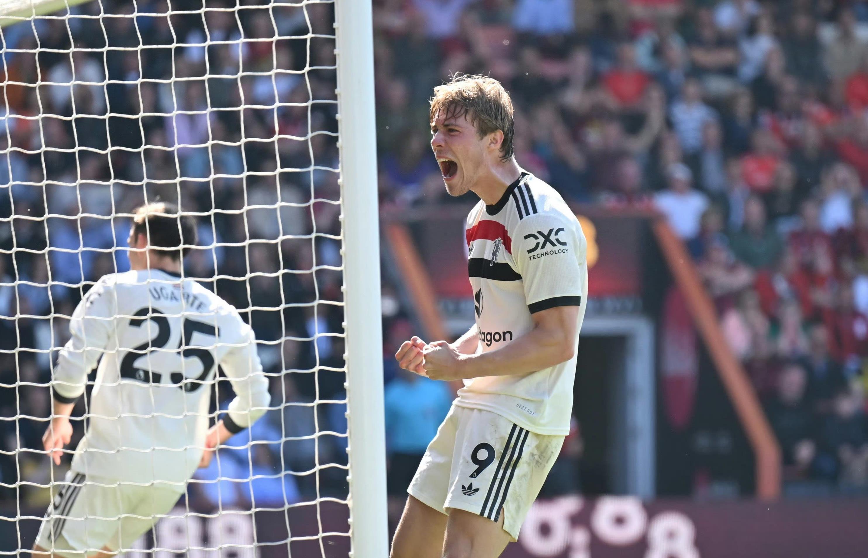 B体育登录入口-伯恩茅斯球员在训练中展现出色发挥的简单介绍