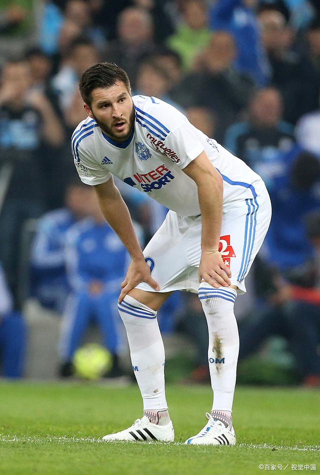 包含圣埃蒂安客场惨败，马赛反超积分榜的词条