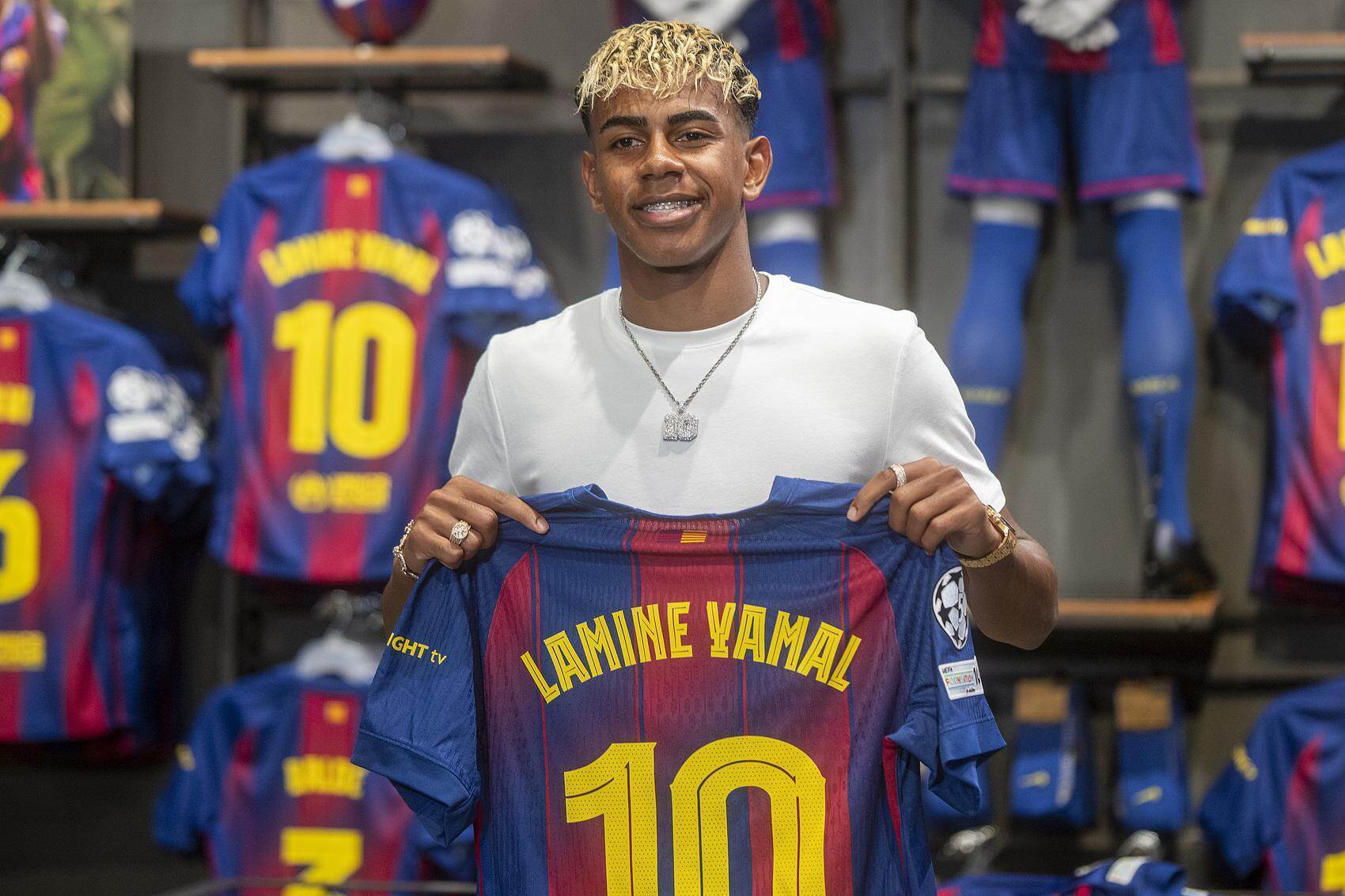 B体育网址-巴塞罗那展现统治力量，击败对手