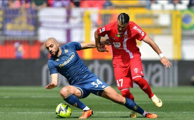 后备球员崭露头角，表现出色获赞的简单介绍