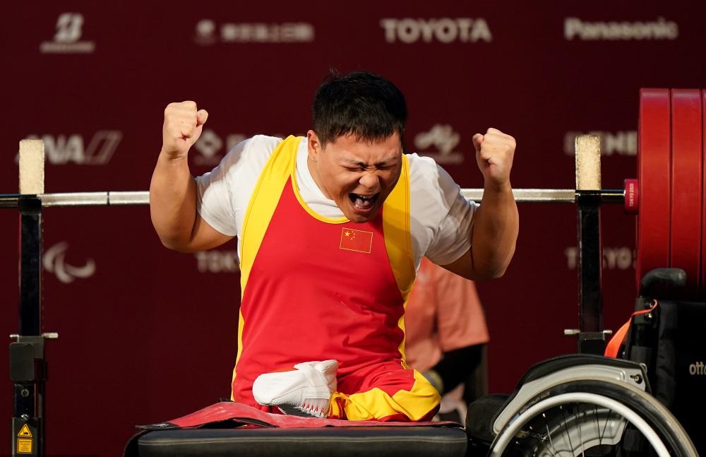 残奥运会选手再添佳绩，彰显实力