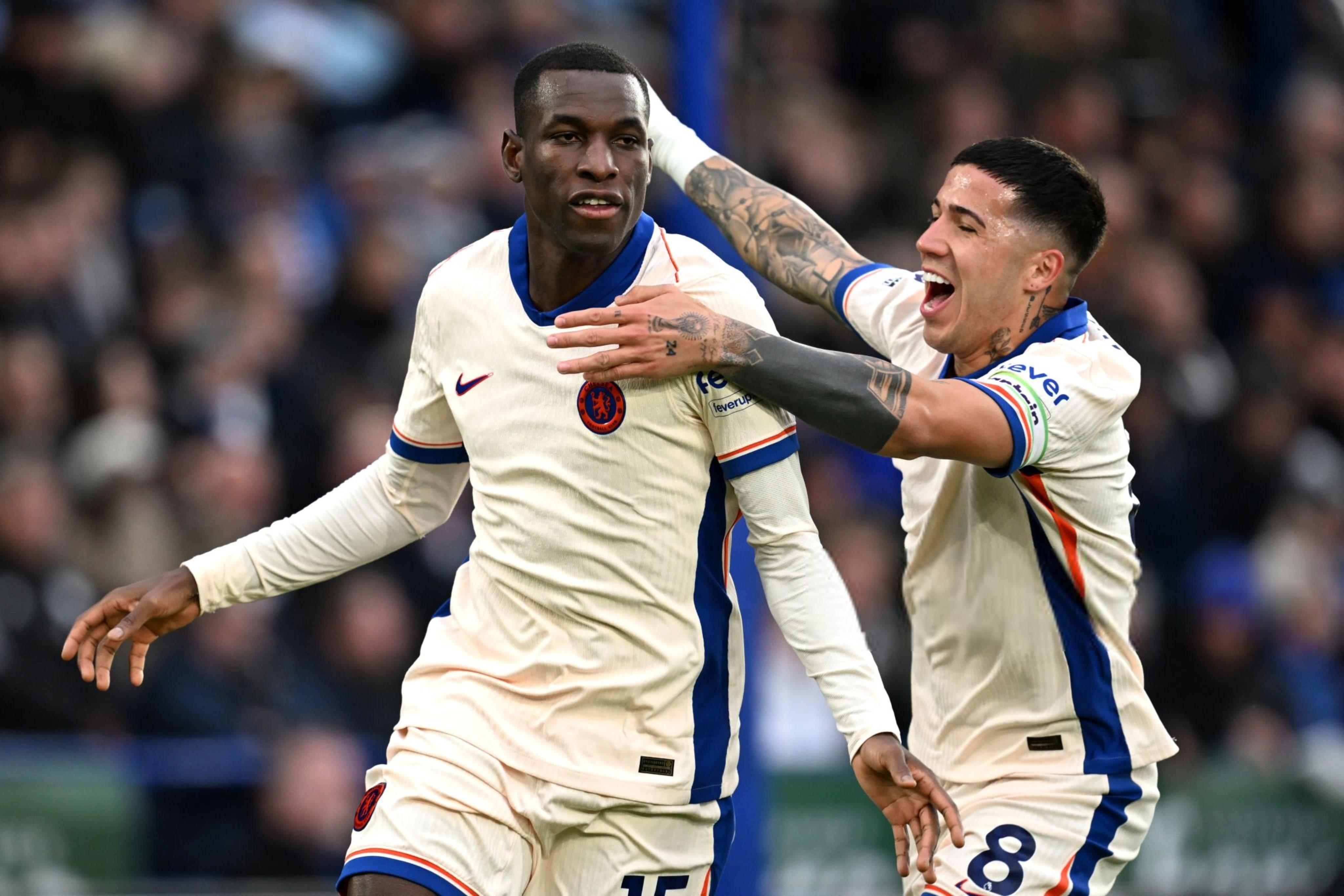 莱斯特城遭遇失利，客场输给切尔西