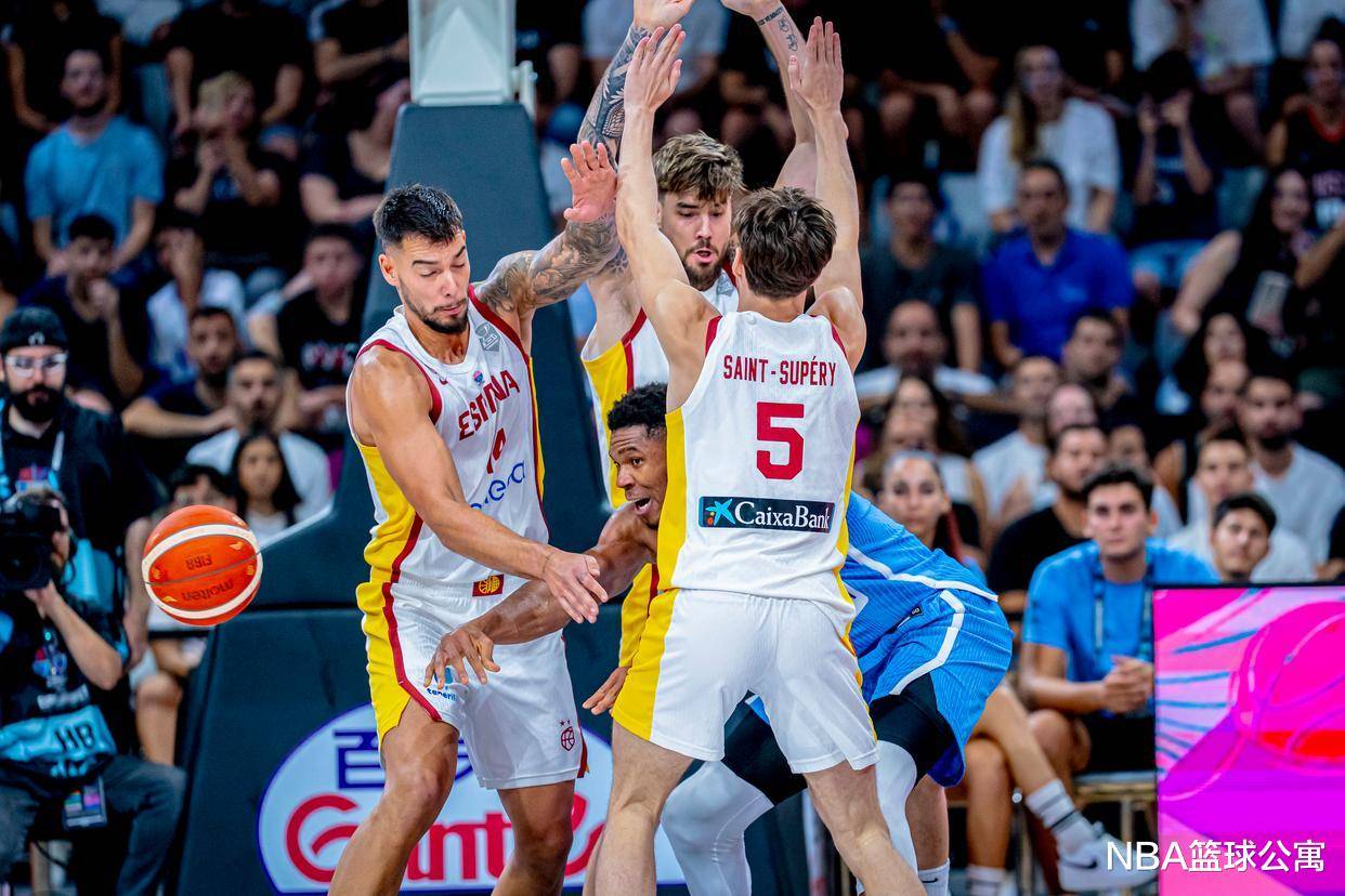 B体育新闻-阿尔巴尼亚队淘汰希腊无缘欧锦赛