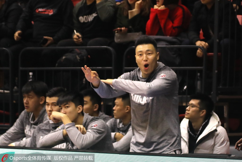 新疆主场告捷,山西遭遇五连败 新疆主场告捷,山西遭遇五连败