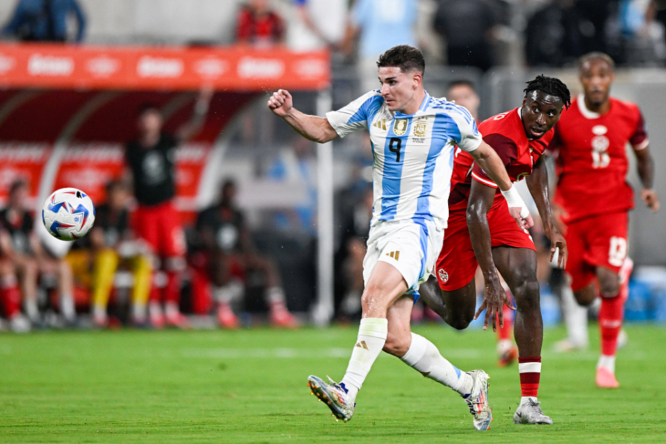 包含亚特兰大欲签下曼联球星，意杯冠军或将降临的词条