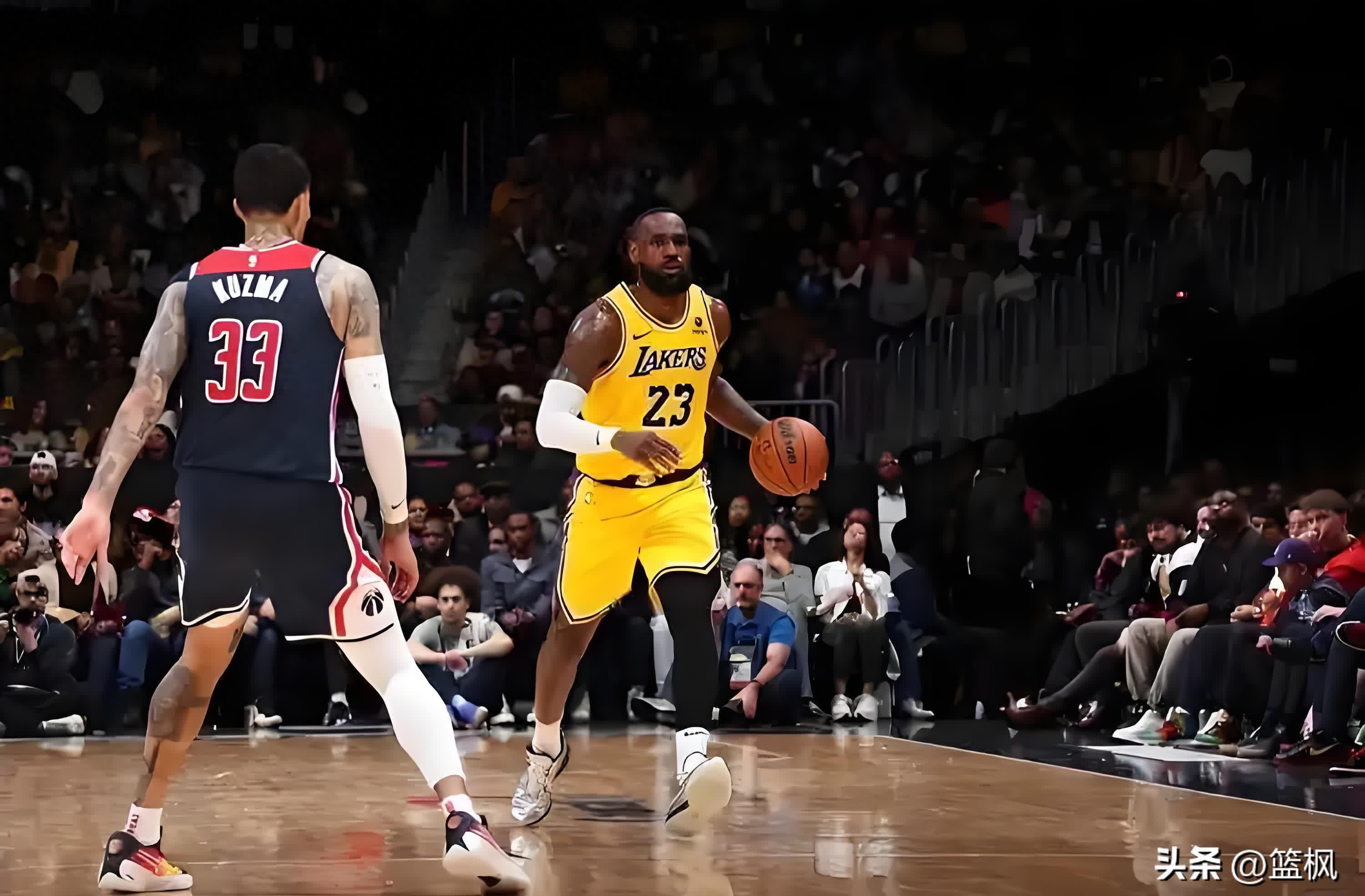 B体育电竞-湖人明星球员刷新得分记录，为球队锁定胜局