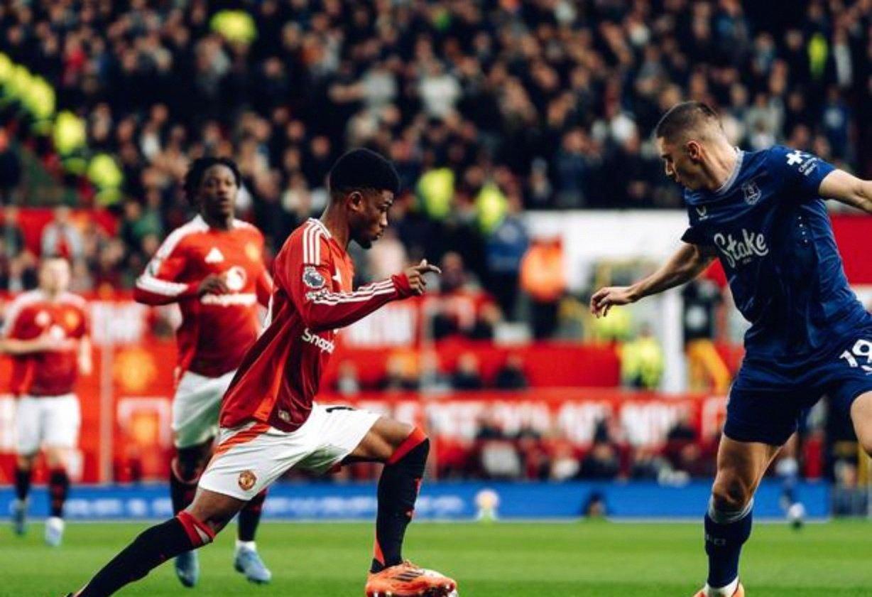 B体育培训-曼联大获全胜，客场取得关键胜利的简单介绍